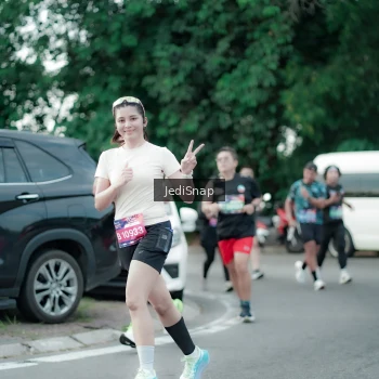 Runner Photo 3893260