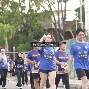 Runner Photo 3893276