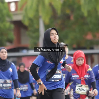 Runner Photo 3893297
