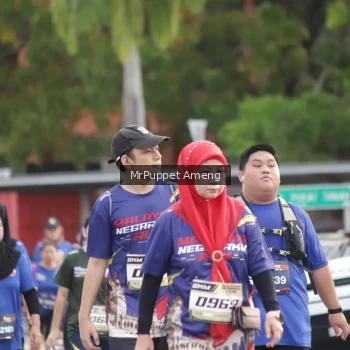 Runner Photo 3893305