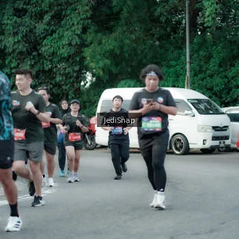 Runner Photo 3893329