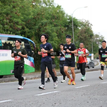 Runner Photo 3893330