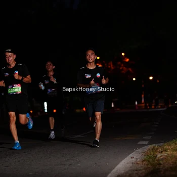 Runner Photo 3893357