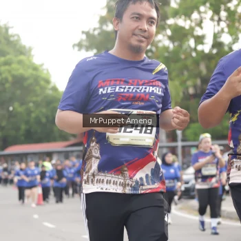 Runner Photo 3893379