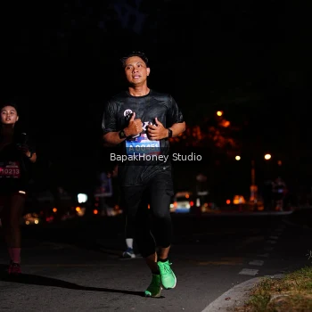 Runner Photo 3893385