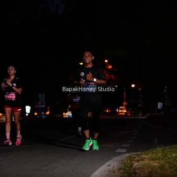 Runner Photo 3893390