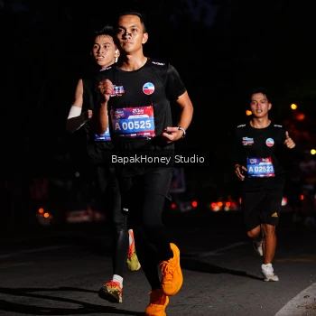 Runner Photo 3893456
