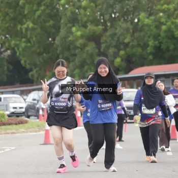 Runner Photo 3893476