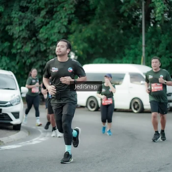 Runner Photo 3893489