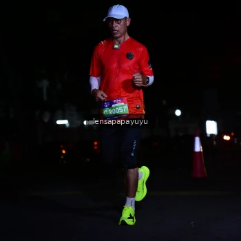 Runner Photo 3893497