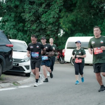 Runner Photo 3893512