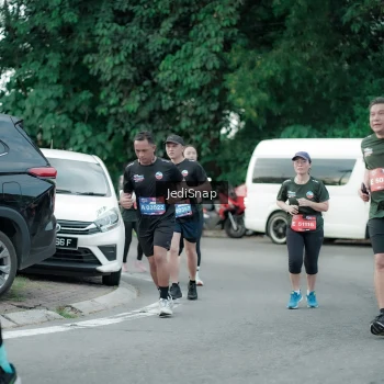 Runner Photo 3893528