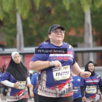 Runner Photo 3893577