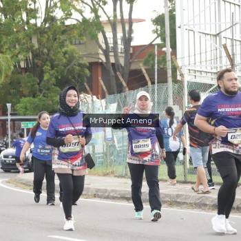 Runner Photo 3893591