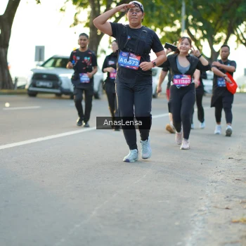Runner Photo 3893603
