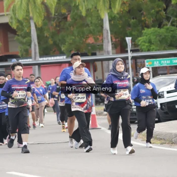 Runner Photo 3893616