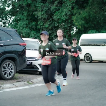 Runner Photo 3893620