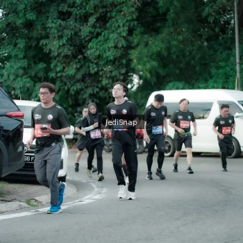 Runner Photo 3893639