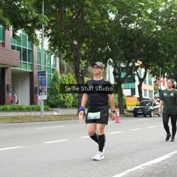 Runner Photo 3893651