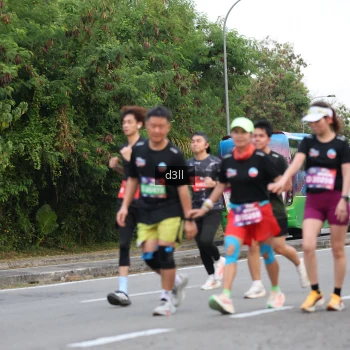Runner Photo 3893726