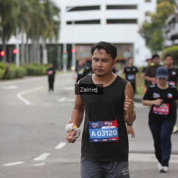 Runner Photo 3893741
