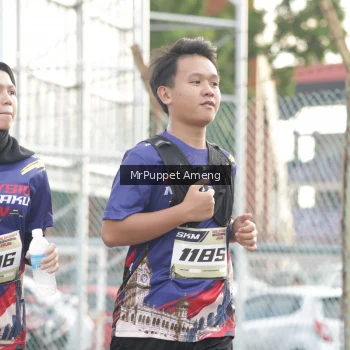 Runner Photo 3893759