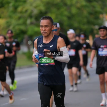 Runner Photo 3893849