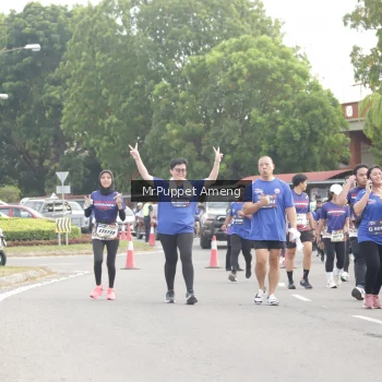 Runner Photo 3893876