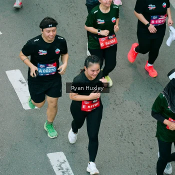 Runner Photo 3893981