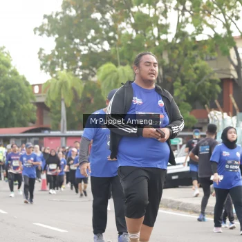Runner Photo 3893991