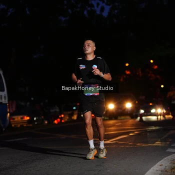 Runner Photo 3893995