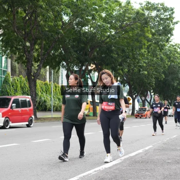 Runner Photo 3893996