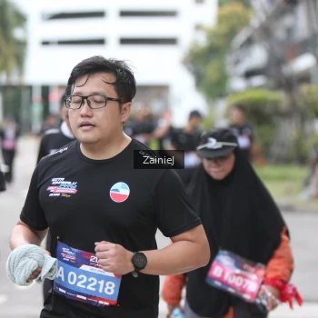 Runner Photo 3894002