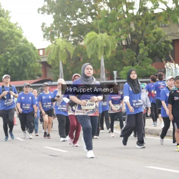 Runner Photo 3894040