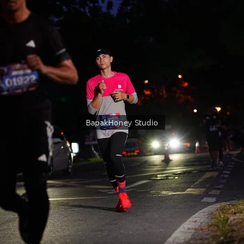Runner Photo 3894057