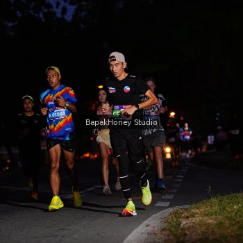 Runner Photo 3894098