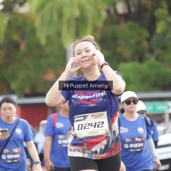 Runner Photo 3894136