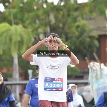 Runner Photo 3894143