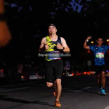 Runner Photo 3894202