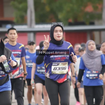 Runner Photo 3894223