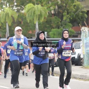 Runner Photo 3894243