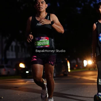 Runner Photo 3894273
