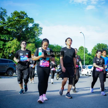 Runner Photo 3894359