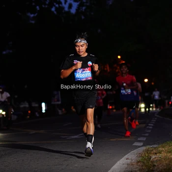 Runner Photo 3894393