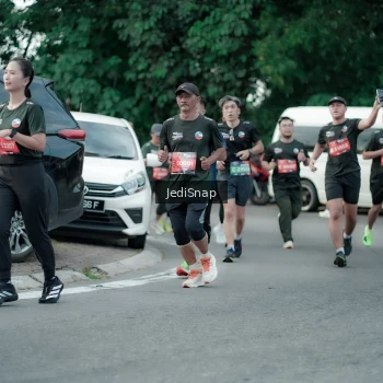 Runner Photo 3894505