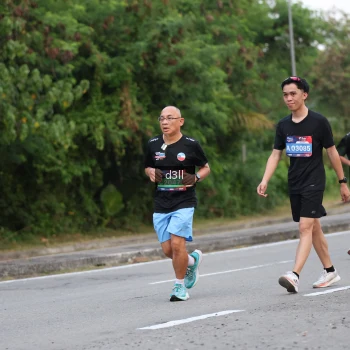 Runner Photo 3894530