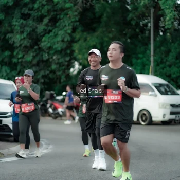 Runner Photo 3894578