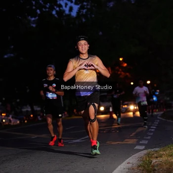Runner Photo 3894612