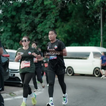 Runner Photo 3894618