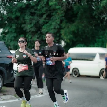 Runner Photo 3894651